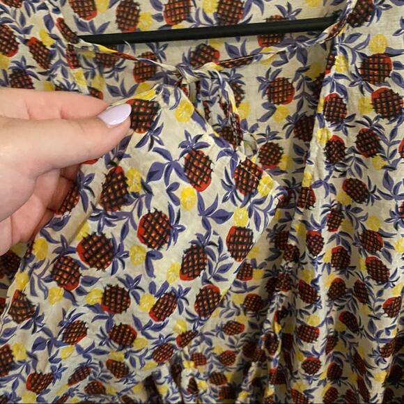 Entro Pineapple Draped Wrap Blouse Women's Size Small Rayon & Tencell Blend - Picture 6 of 9